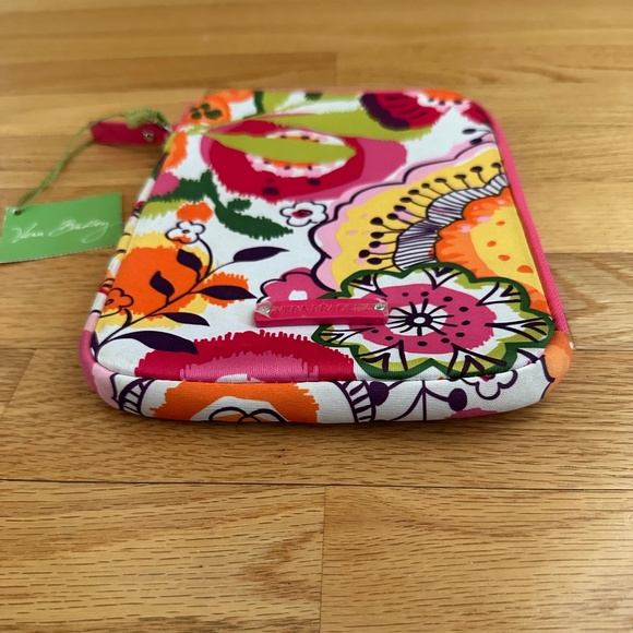 NWT Vera Bradley Neoprene Medium Tablet Sleeve Clementine Pink Orange Yellow - Picture 4 of 9